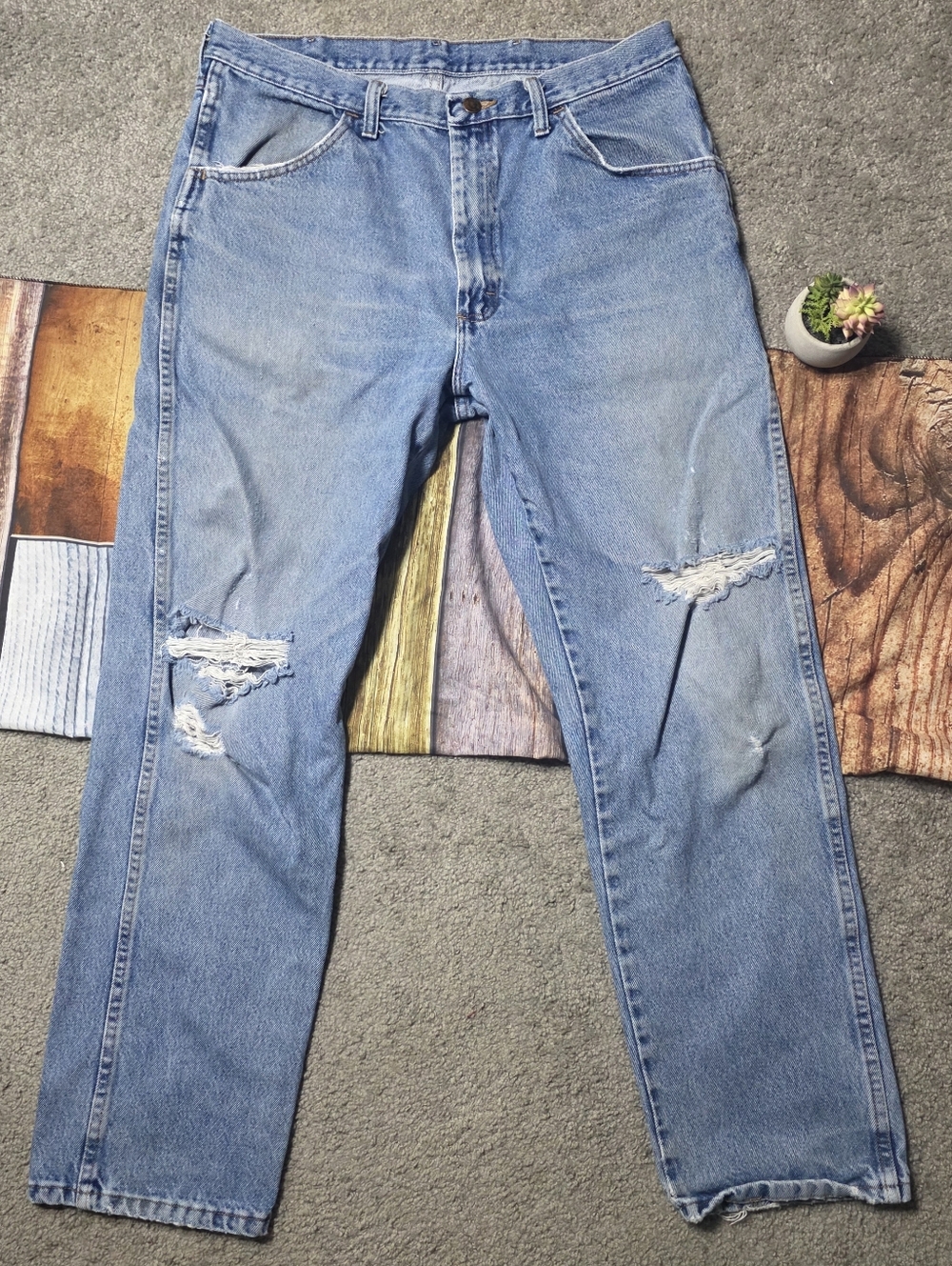 Rustler Jeans Men's Straight Leg Distressed Blue Jeans Size 36 x 32